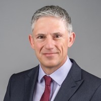 Steve Elms, Mrics, Apaewe