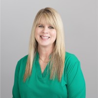 Suzanne Starr