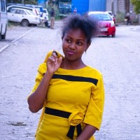 Holly Mwende