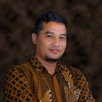 Akhyari Hananto