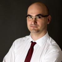 Zoltan Kustos