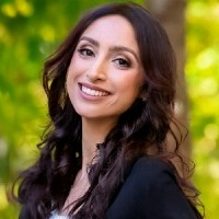 Gina Thompson, Mha