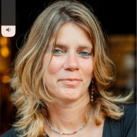 Monique Van Den Berg