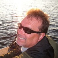 Scott Nicholson
