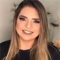 Julia Ávila