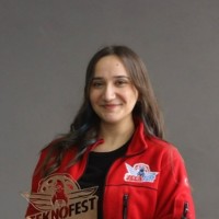 selen Sarı
