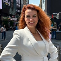 Svitlana (Lana) Lomaka