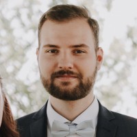 Dominik V.