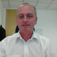 Ian Brett