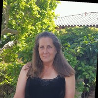 Linda Jones