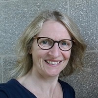 Elisabeth Holt