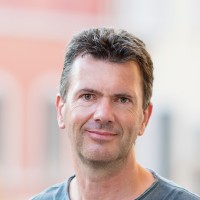 Dr. Andreas Dabelstein