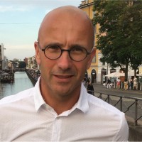 Henning Mols