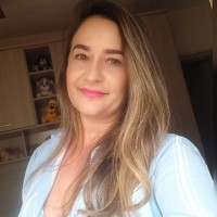 Thatiane Alencastro Alves