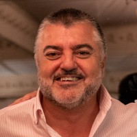 Javier León