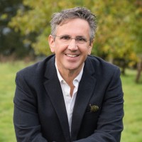 Roger Saunders