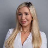Laura Carr