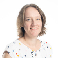 Dr Clare Davies