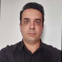 Renyr Clarencio de lacerda Oliveira