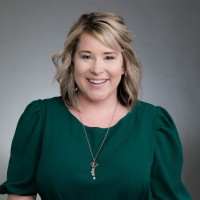 Lauren Savage, Mat