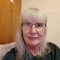 Alison Clunies-Ross