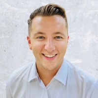 Tom M. Guarino, Ma, Ches
