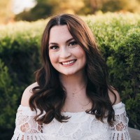 Emily Philips, Ma