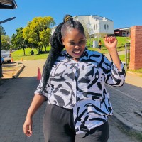 Nelisiwe Khowa