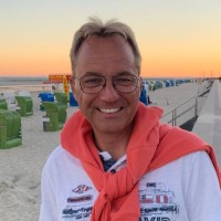 Dirk Hauser