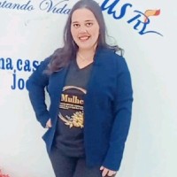 Emily Roberta Teixeira