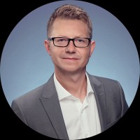 Lukasz Backi