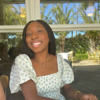 Simone Okenyi