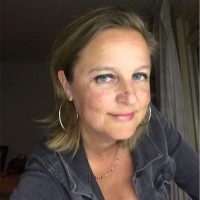 Rachel Van Dijk