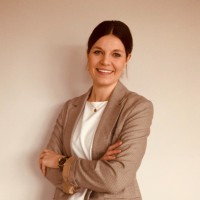 Dr. Jana Stelzer
