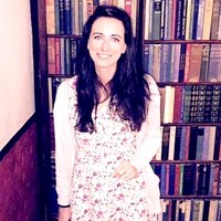Lauren Tierney