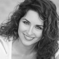 Robyn Embury