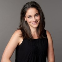 Ariel Stephens-Ladd, Mba