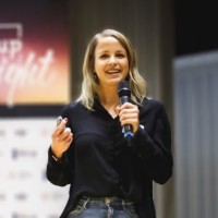 Dr. Julia-Sophie Fuchs (geb. Ezinger)