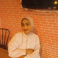 Putri Rizky