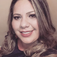 Viviane F.