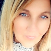 Debbie L.