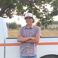 Armando Hernandez, Eit