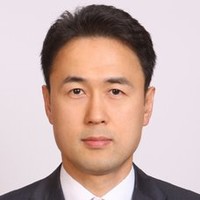 Suk Min Park