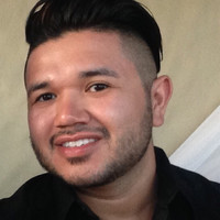 ADAM ESQUER