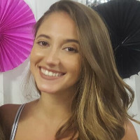 Julia Dias