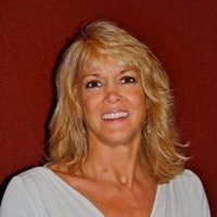 Lisa C Kennedy