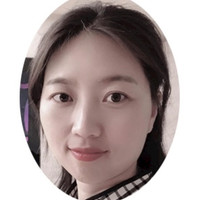 Julia ZHU