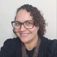 Lucinea Lima Lacerda
