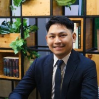 Angelo Christian Zaratan, Cfa