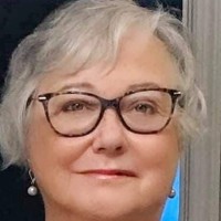 Susan Reynolds